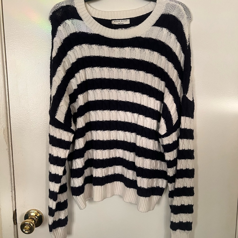 Moon River Navy and White Striped Sweater - Women’s size L